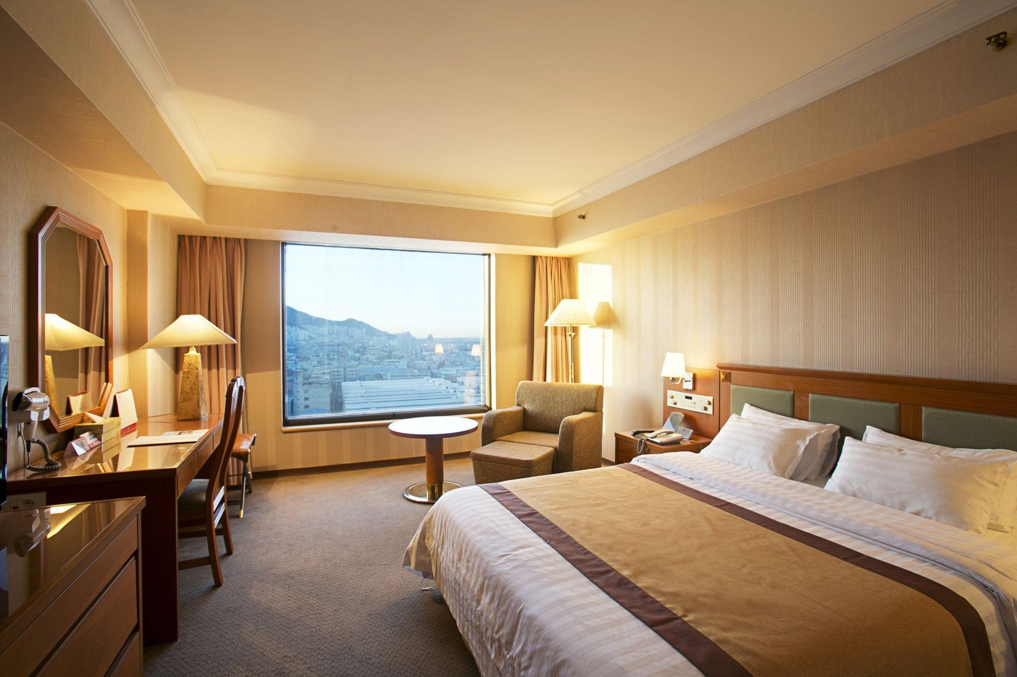 Hotel Paragon Busan Esterno foto