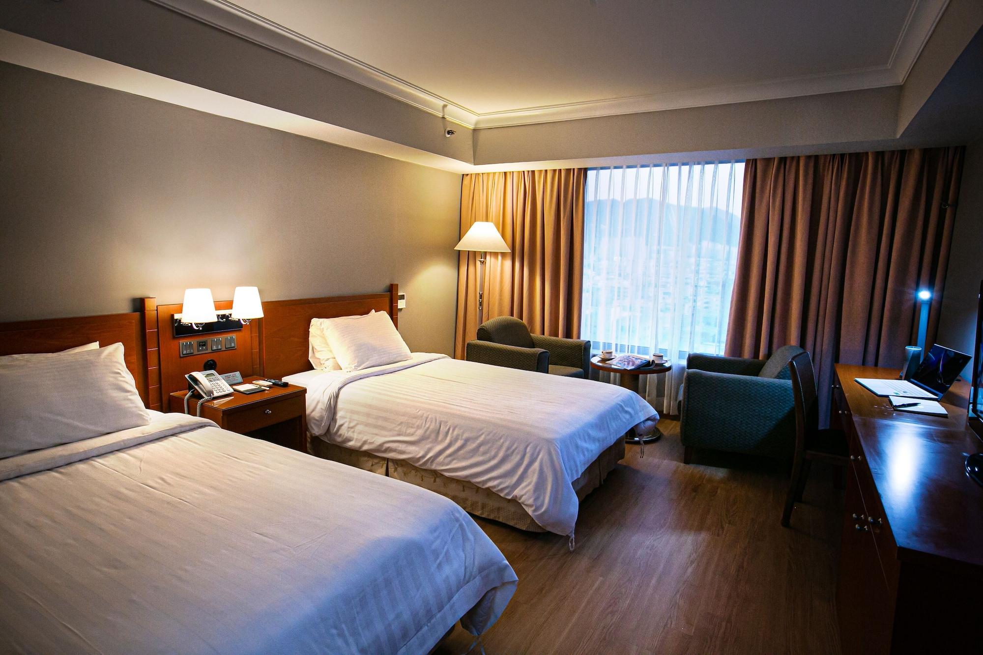 Hotel Paragon Busan Esterno foto